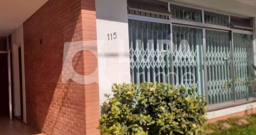 Casa Térrea com 4 dormitórios, 1 suite no Mirante de Santana