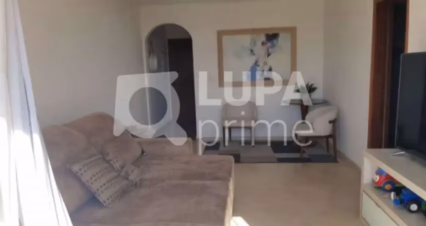 Apartamento com 3 dormitórios de 134m² à  venda, no barro branco