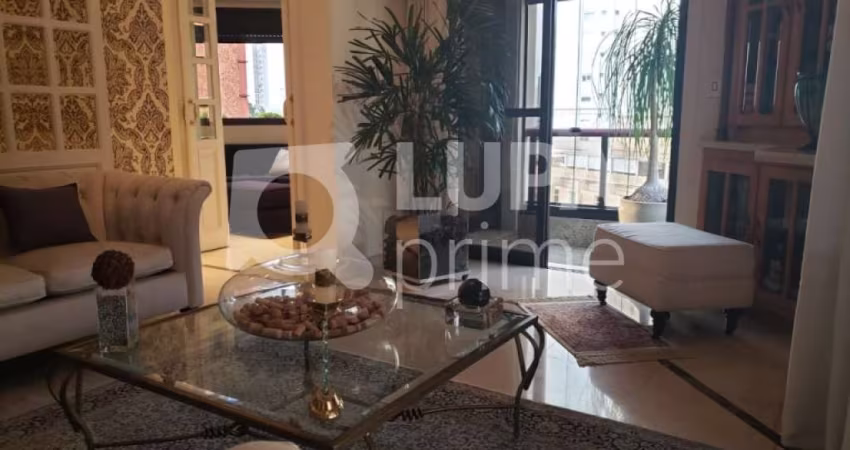 Apartamento com 3 dormitórios e 5 banheiros à venda na Mooca