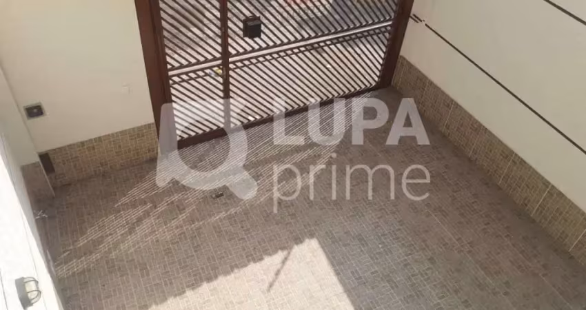 Sobrado com 3 dormitórios á venda  em Parque Edu Chaves