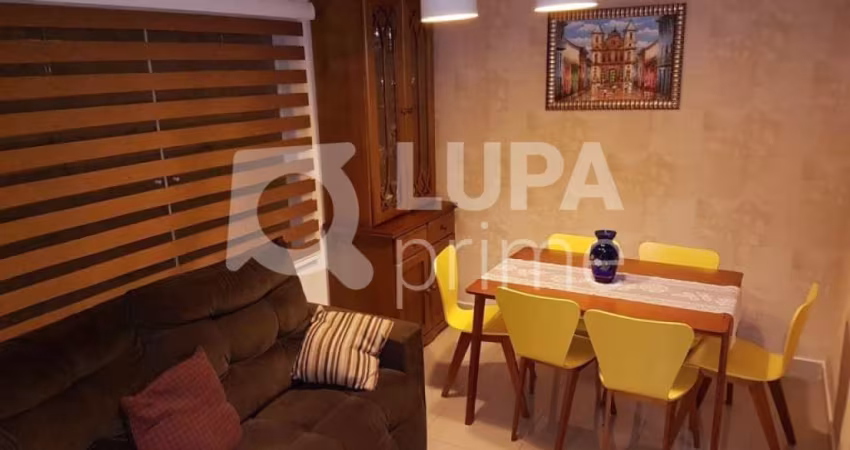 Casa em condomínio com 2 dormitórios à venda no Imirim