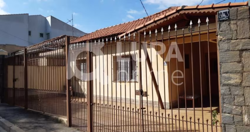 CASA A VENDA REGIÃO PARADA INGLESA COM 6 DORMITÓRIOS, 3 VAGAS, SENDO 320M² DE TERRENO!!!