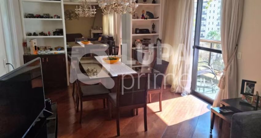 Apartamento com 3 dormitórios sendo suítes á venda em Santana