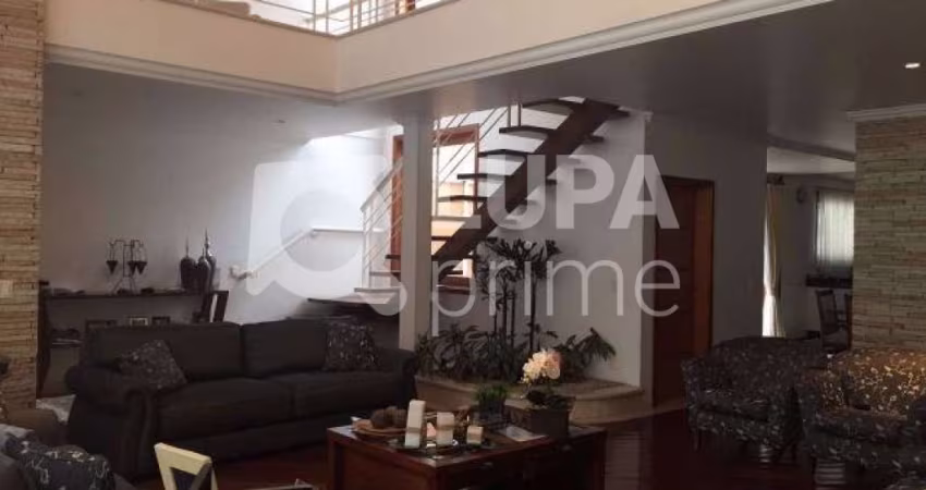 Casa com 4 dormitórios à venda no Jardim São Paulo!