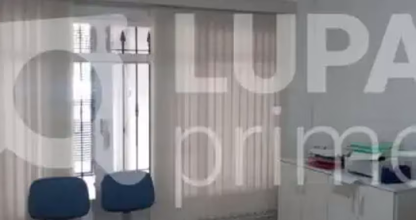 Sobrado com 4 dormitórios à venda no parque casa de pedra!
