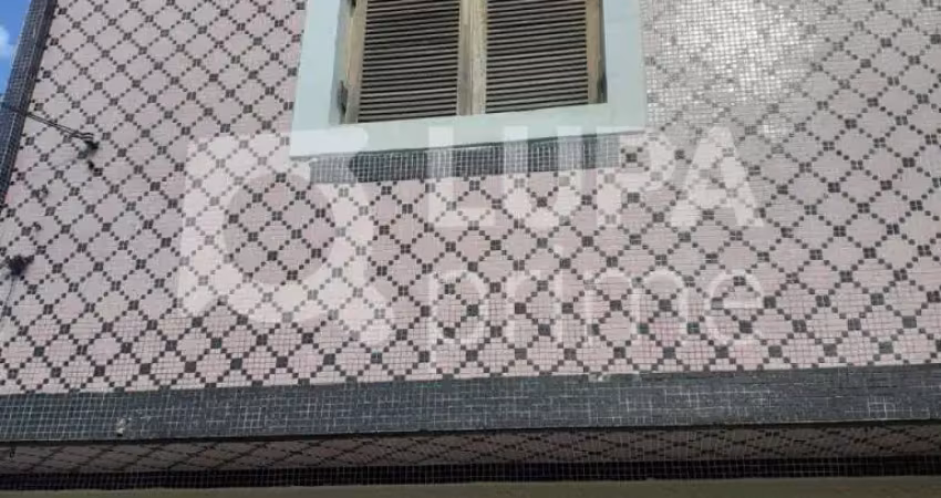 Sobrado com 3 dormitórios sendo 1 suíte á venda no tremembé