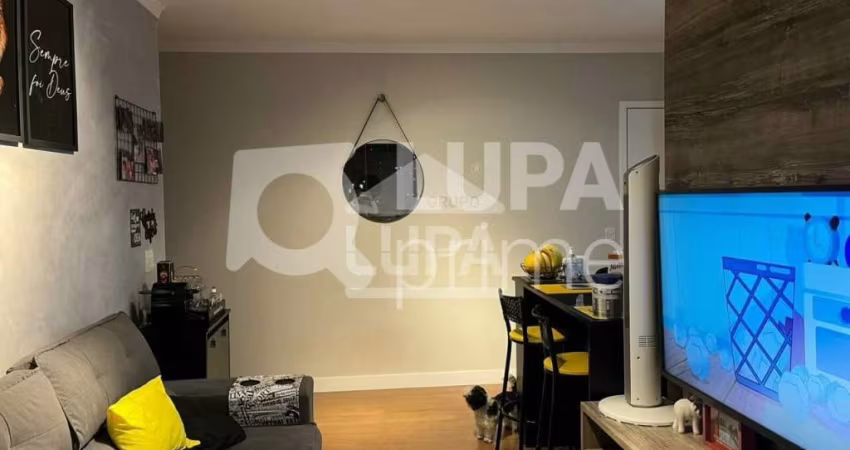 Apartamento com 2 dormitórios á venda na Água Fria
