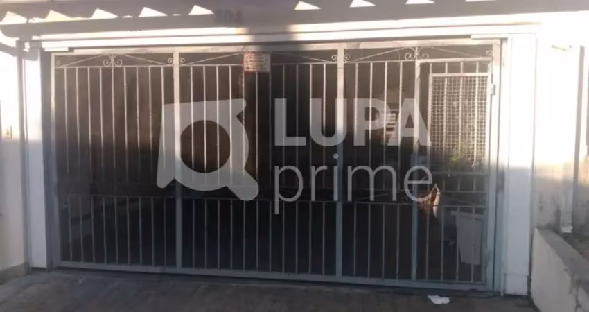 Sobrado com 3 dormitórios (1 suíte) á venda- vila guaca