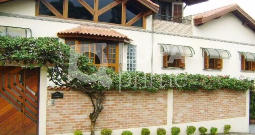 Casa Térrea com 4 dormitórios á venda na Vila Irmão Arnoni