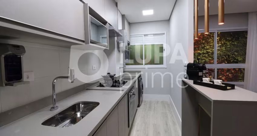 Apartamento com 2 dormitórios sendo 1 suíte á venda no Tucuruvi.