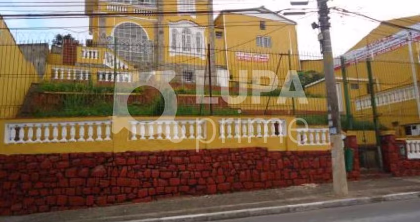 PRÉDIO COMERCIAL 900 M² DE ÁREA TOTAL EM  SANTANA
