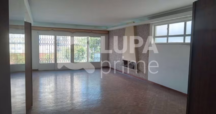 Casa com 6 dormitórios à venda em Santana