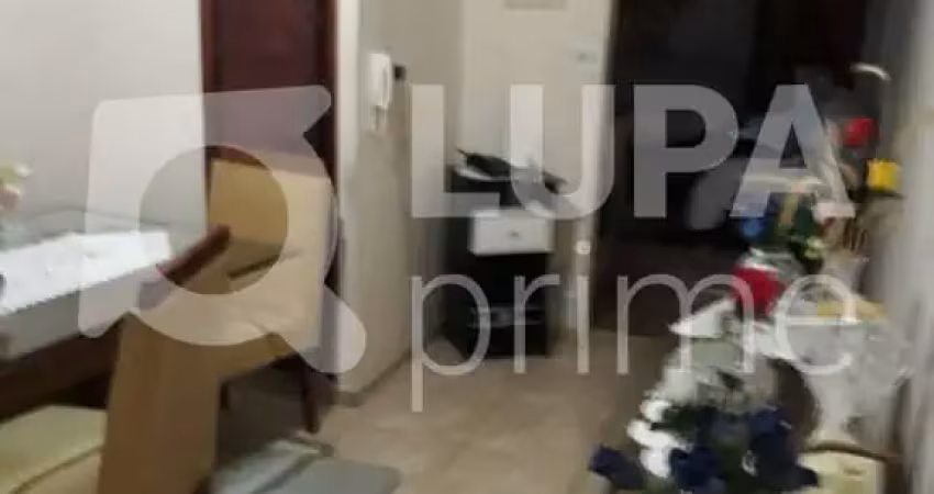 Sobrado com 3 dormitorios (2 suítes) á venda na vila ede