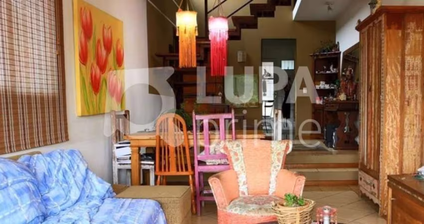 SOBRADO 3 DORMITÓRIOS (1 SUÍTE) Á VENDA- VILA IRMÃOS ARNONI
