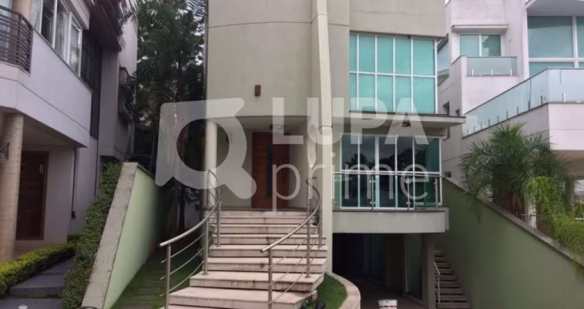 Sobrado em condomínio fechado à venda no Tucuruvi!