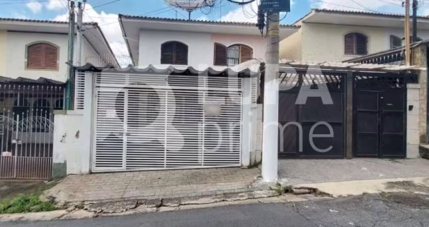 Sobrado com 3 dormitórios á venda na Vila Romero