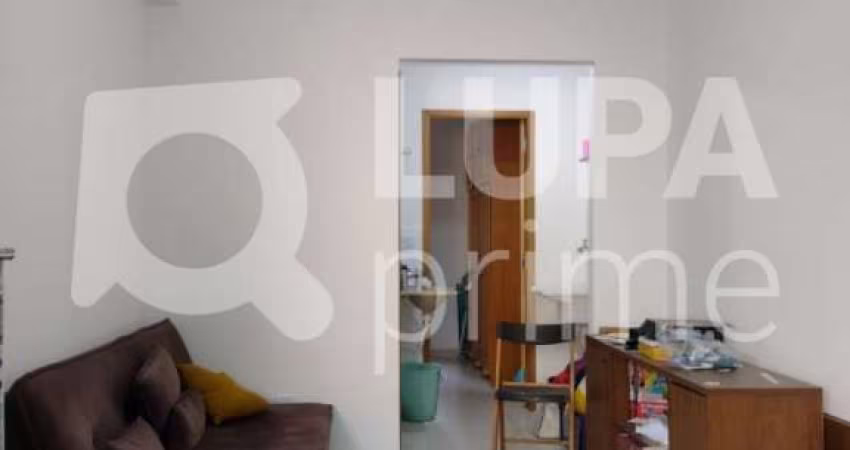 Apartamento com 1 dormitório á venda na Água Fria