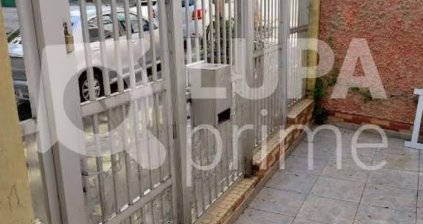 Sobrado comercial com 250 metros para locação em Santa Teresinha