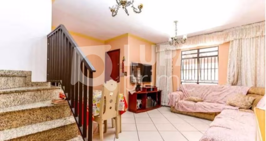 Sobrado com 3 dormitórios de 106m² à venda, na Vila Nova Mazzei