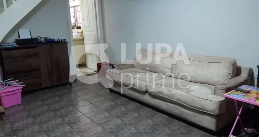 Sobrado com 2 dormitórios à venda em Santana