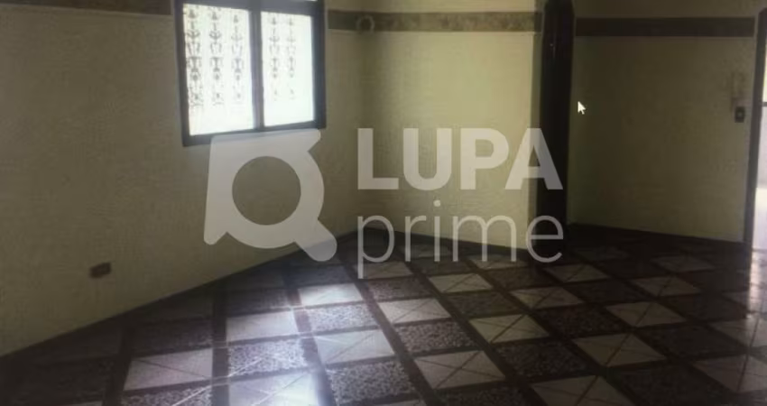 Sobrado com 4 dormitórios sendo 1 suíte para locação no Jardim São Paulo