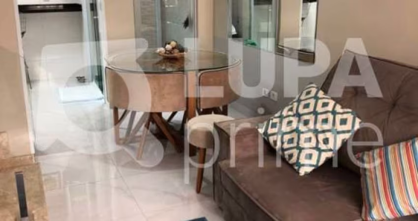 Sobrado com 2 suítes á venda no Jardim Do Colégio