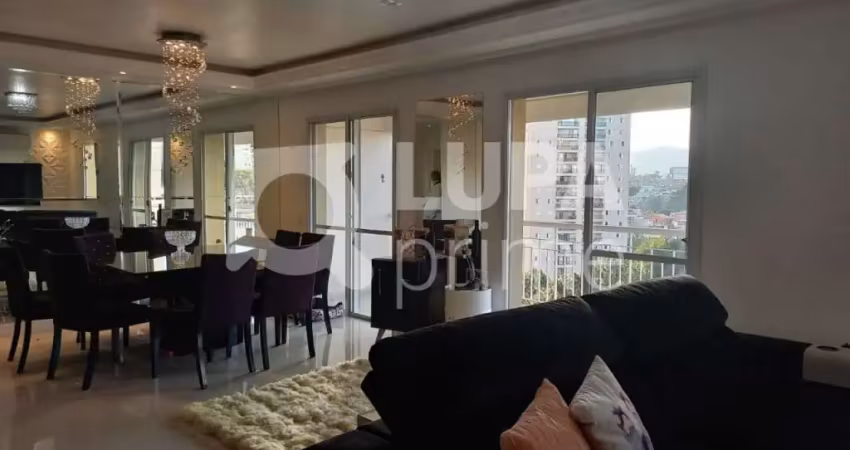 Apartamento espaçoso com 2 dormitórios e 3 banheiros à venda em santana