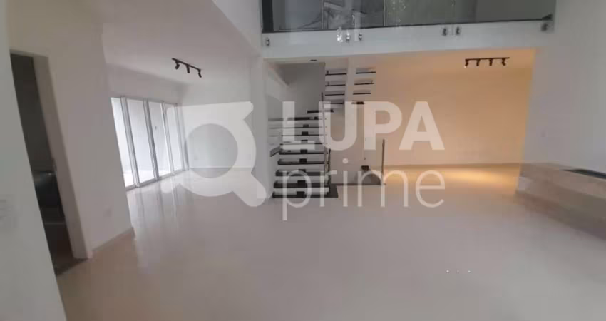 Sobrado com 3 dormitórios de 400m² para Locação, na Avenida Nova Cantareira
