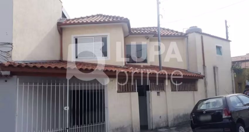 Sobrado com 2 dormitórios à venda na Vila Vitório Mazzei!
