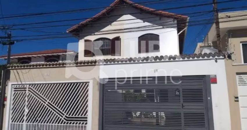 Sobrado com 3 dormitórios sendo 1 suíte á venda no jardim são paulo!