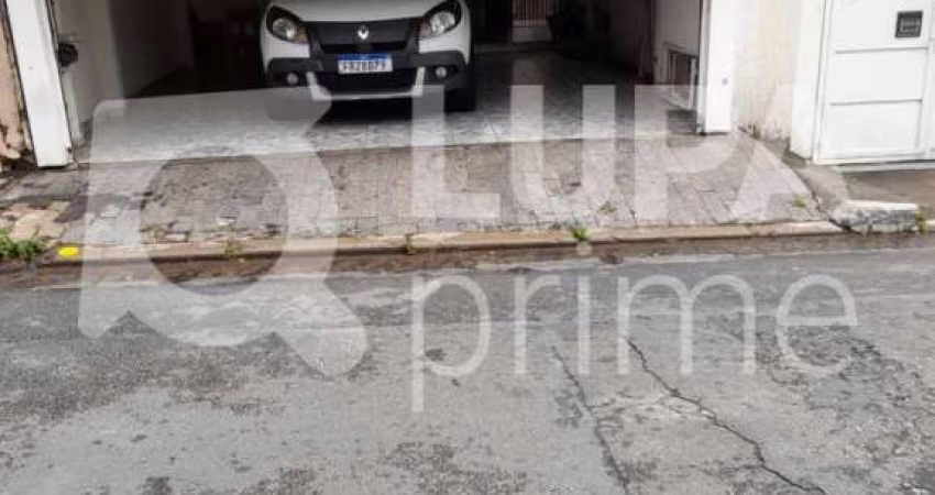 Sobrado com 4 dormitórios á venda na Vila Nova Mazzei