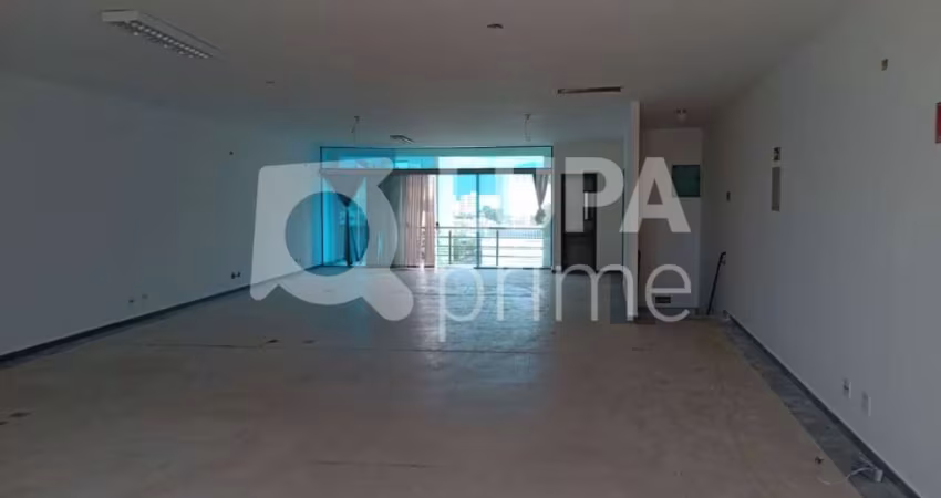 Prédio comercial com 450 metros à venda no Tucuruvi!