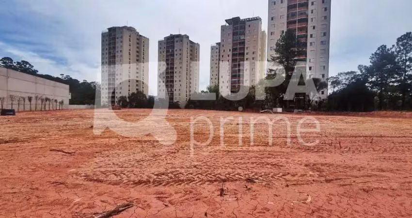 Terreno à venda na Avenida Nova Cantareira, 3640, Tucuruvi, São Paulo