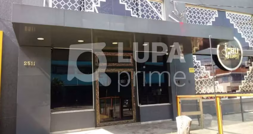 Salão comercial com 280 metros para locação em santana