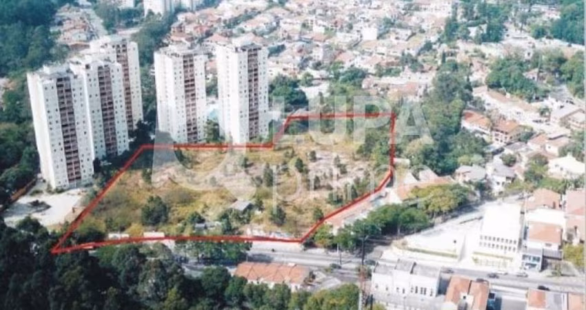 Terreno com 9.825m² para locação no Tucuruvi