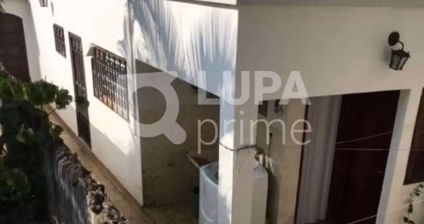 Casa com 3 quartos à venda na Rua Canto do Junco, 104, Santana, São Paulo