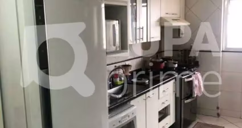 Apartamento com 3 dormitórios sendo 1 suíte á venda em santana