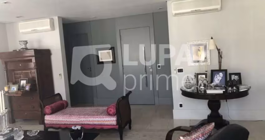 Incrível duplex com 3 suítes, churrasqueira e piscina á venda- alto de pinheiros