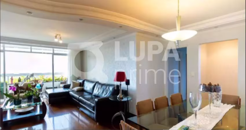 Apartamento com 3 dormitórios à venda no barro branco