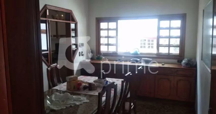 Casa 3 dormitórios 1 suíte a venda na vila albertina