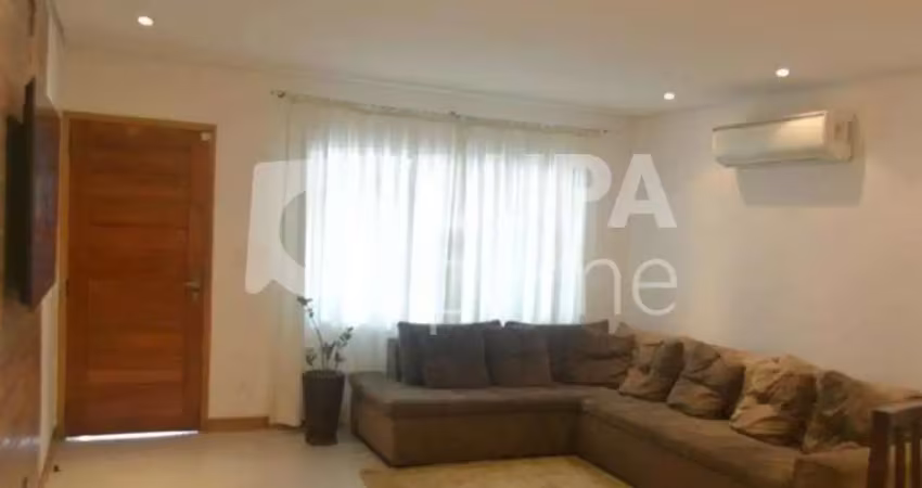 Sobrado a venda no jardim frança com 4 suítes e 4 vagas de garagem.