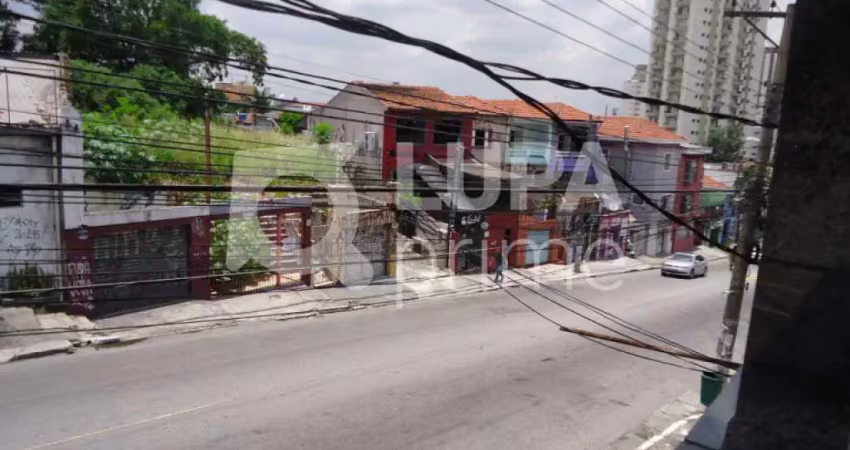Casa com 4 quartos à venda na Rua Voluntários da Pátria, 3323, Santana, São Paulo