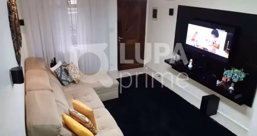 Sobrado com 3 dormitórios á venda na odassi nazzali.