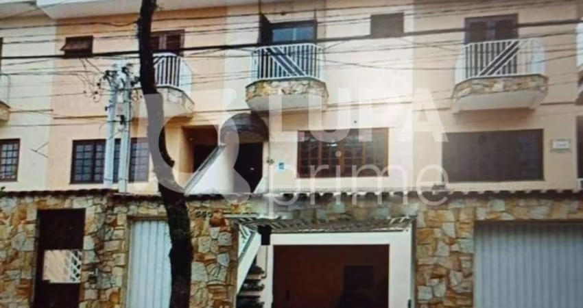 Sobrado com 3 dormitórios sendo 1 suíte à venda em Bortolândia!