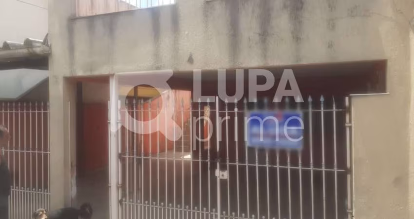 Sobrado com 3 dormitórios sendo 1 suíte à venda no Jardim Brasil!