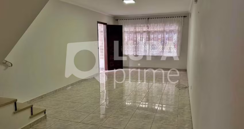 CASA COM 3 QUARTOS E 2 VAGAS DE GARAGEM À VENDA NO LAUZANE PAULISTA