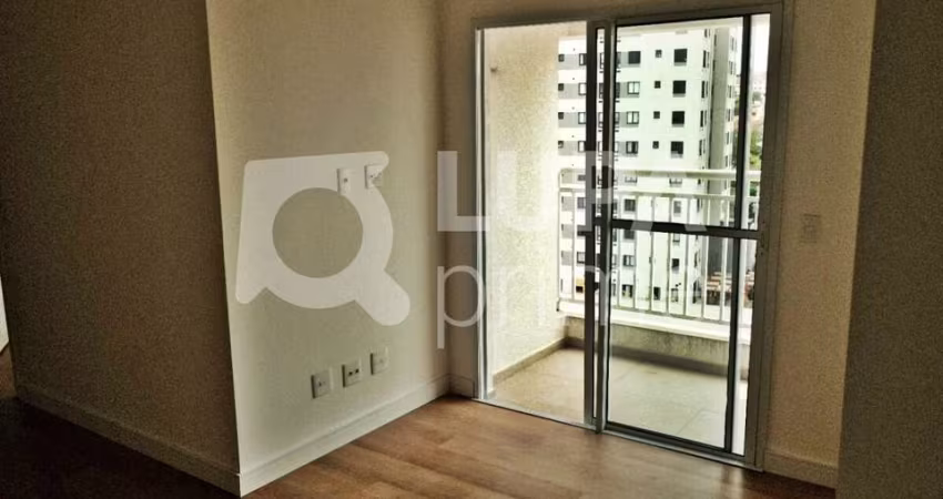 APARTAMENTO COM 2 QUARTOS E 1 VAGA DE GARAGEM À VENDA NA PARADA INGLESA