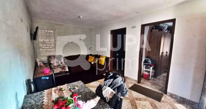 CASA PARA RENDA À VENDA NO PARQUE EDU CHAVES