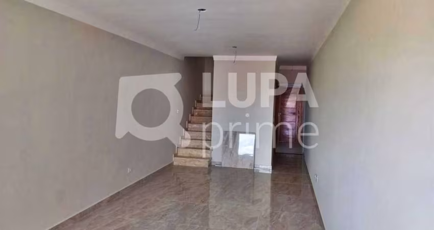 CASA COM 3 QUARTOS E 1 VAGA DE GARAGEM À VENDA NO TUCURUVI