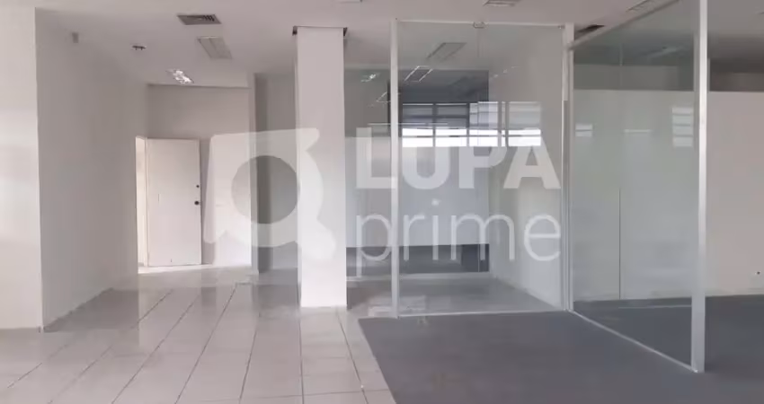 Ponto comercial para alugar na Rua Vaz Muniz, 16, Água Fria, São Paulo